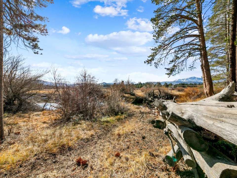 1058 River Drive South Lake Tahoe, CA 96150 El Dorado County