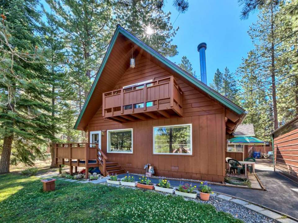 1917 Susquehana Drive South Lake Tahoe, CA 96150 El Dorado County