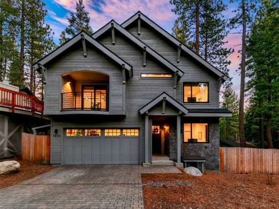 1935 Hunkpapa Street South Lake Tahoe, CA 96150 El Dorado County