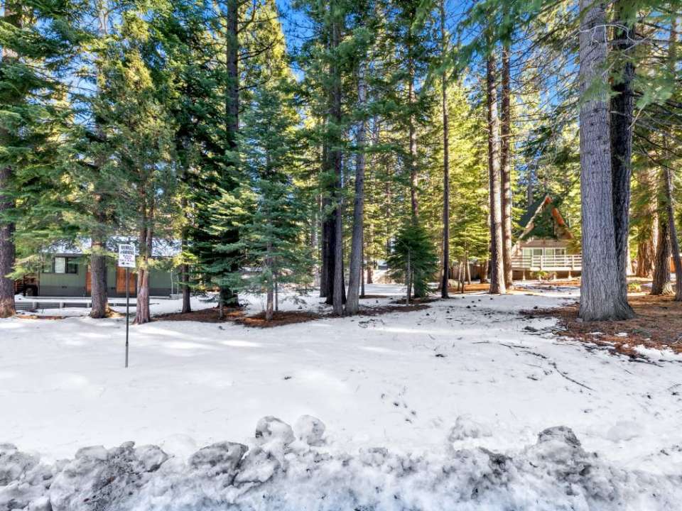 1981 Osage Circle South Lake Tahoe, CA 96150 El Dorado County