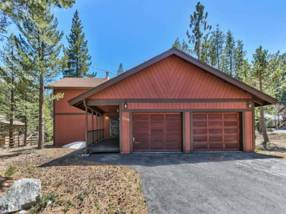 3509 E. River Park Drive South Lake Tahoe, CA 96150 El Dorado County